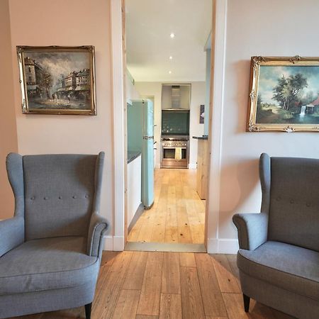 Spacious 2 Bed Apt Next To Royal Mile & Waverley 爱丁堡 外观 照片