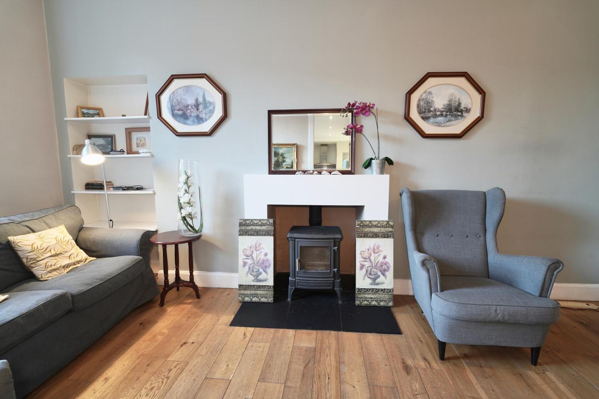 Spacious 2 Bed Apt Next To Royal Mile & Waverley 爱丁堡 外观 照片