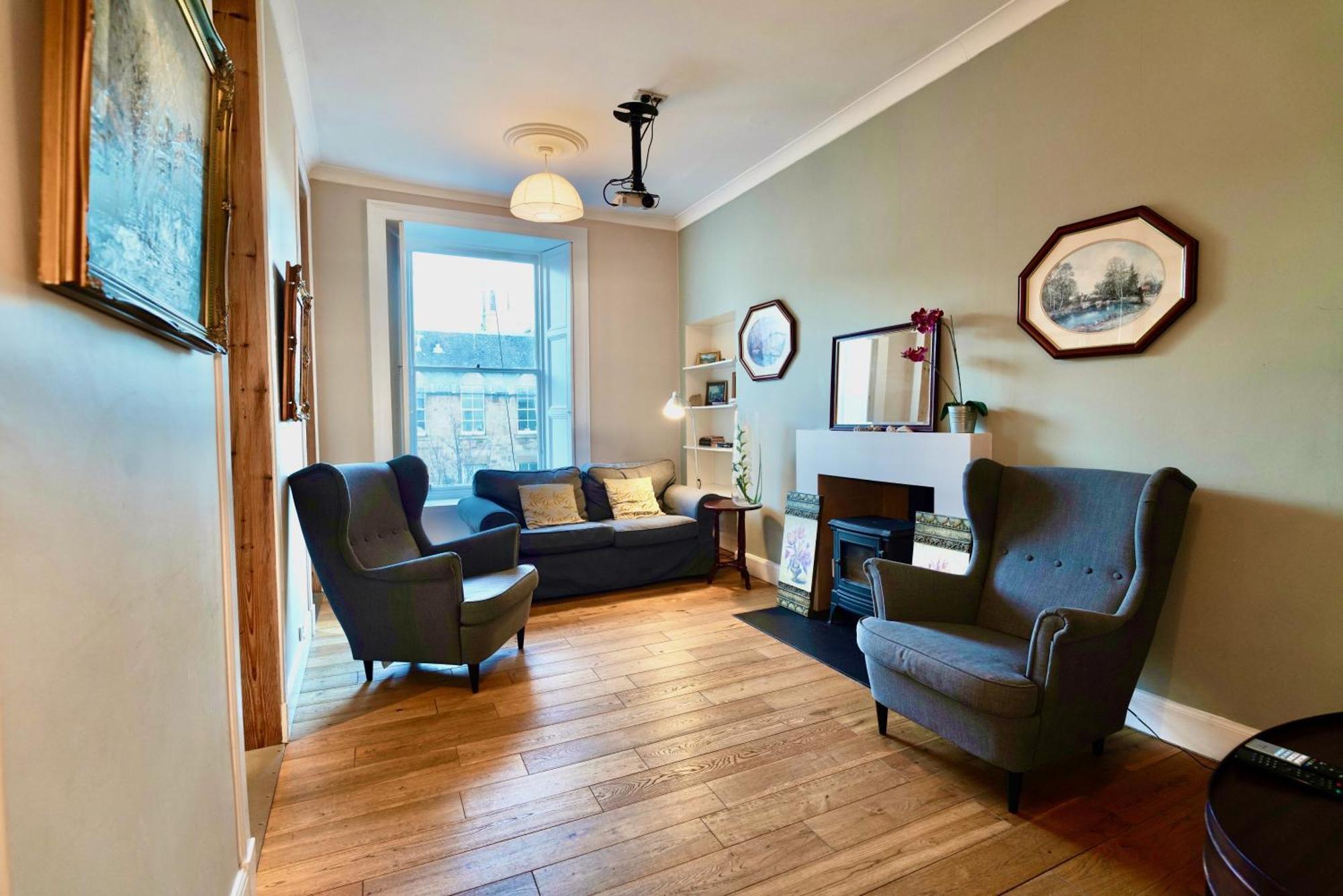 Spacious 2 Bed Apt Next To Royal Mile & Waverley 爱丁堡 外观 照片