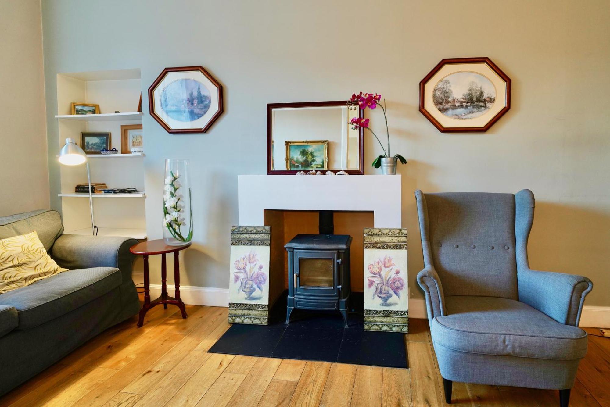 Spacious 2 Bed Apt Next To Royal Mile & Waverley 爱丁堡 外观 照片
