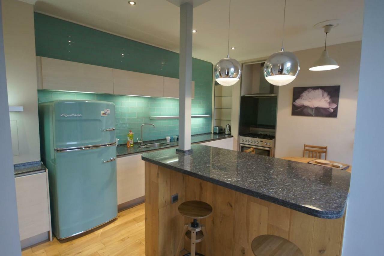 Spacious 2 Bed Apt Next To Royal Mile & Waverley 爱丁堡 外观 照片