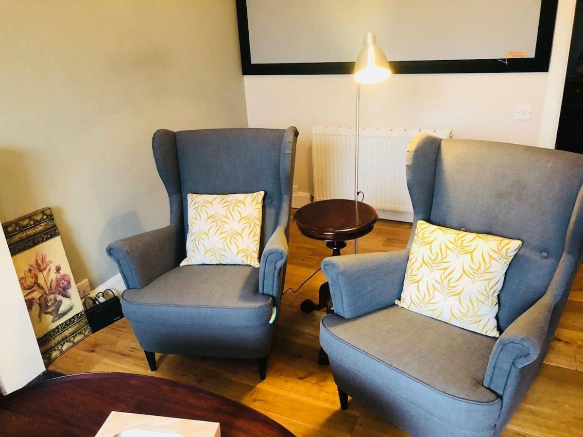 Spacious 2 Bed Apt Next To Royal Mile & Waverley 爱丁堡 外观 照片